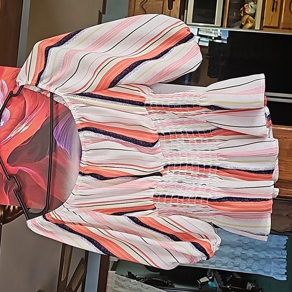 Venus crop blouse - Picture 1 of 3